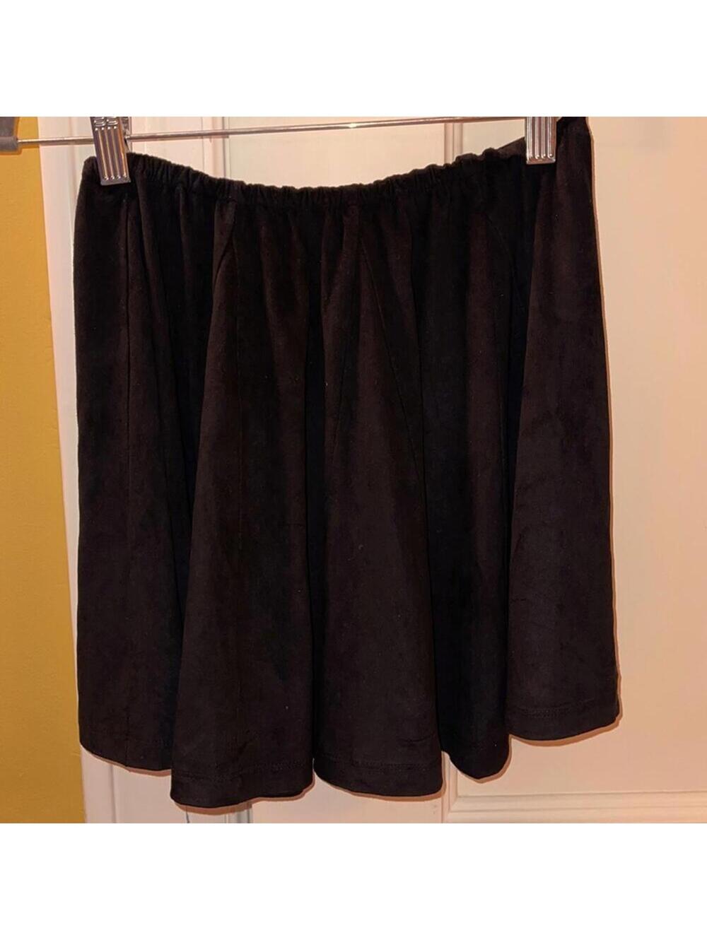 Freshman soft Sueded boho skirt NWOT S